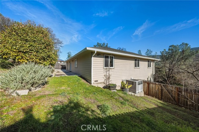 5585 Sunrise Drive, Kelseyville