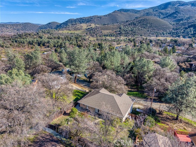 5585 Sunrise Drive, Kelseyville