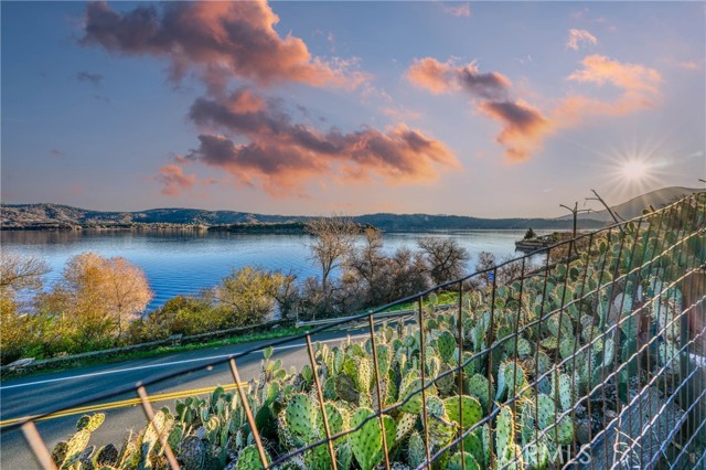 12140 E Highway 20, Clearlake Oaks