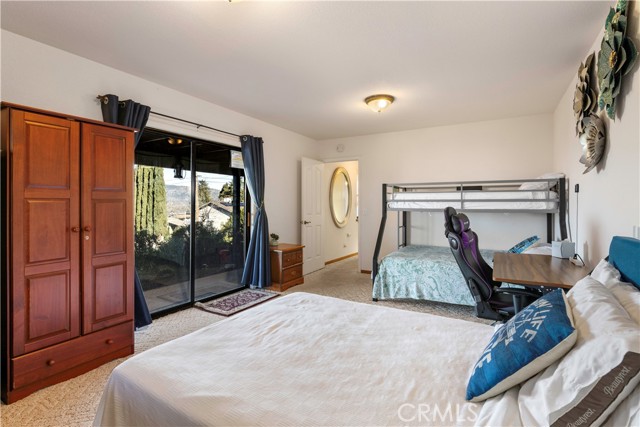 2901 Riviera Heights, Kelseyville