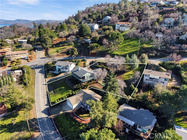 2901 Riviera Heights, Kelseyville