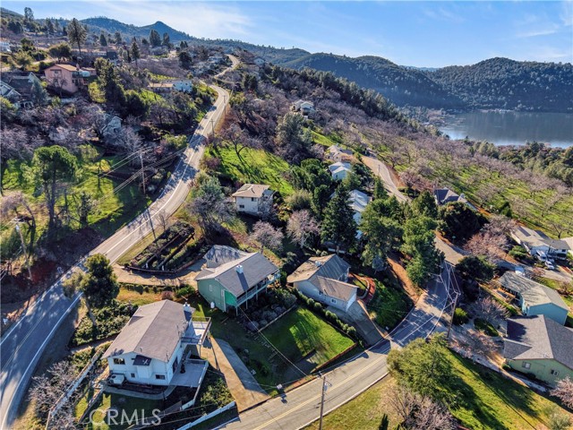 2901 Riviera Heights, Kelseyville