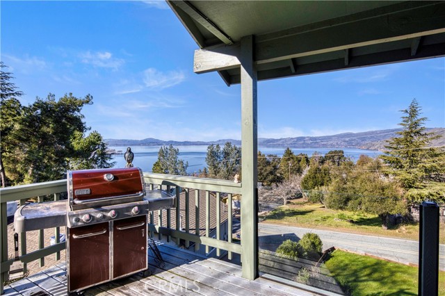 2901 Riviera Heights, Kelseyville