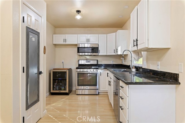 5649 Crawford, Clearlake