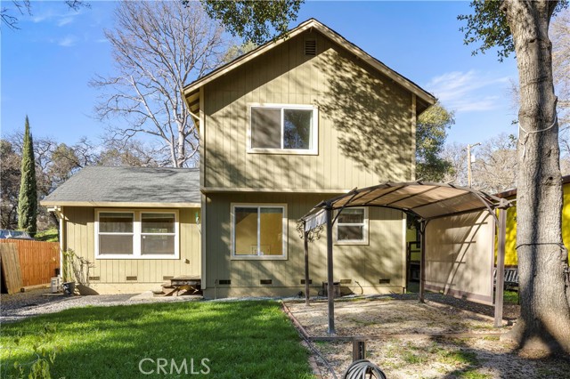 5649 Crawford, Clearlake