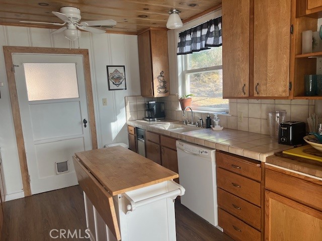 12605 Lakeshore Drive, Clearlake