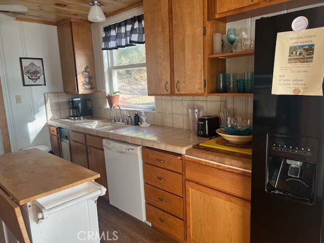 12605 Lakeshore Drive, Clearlake