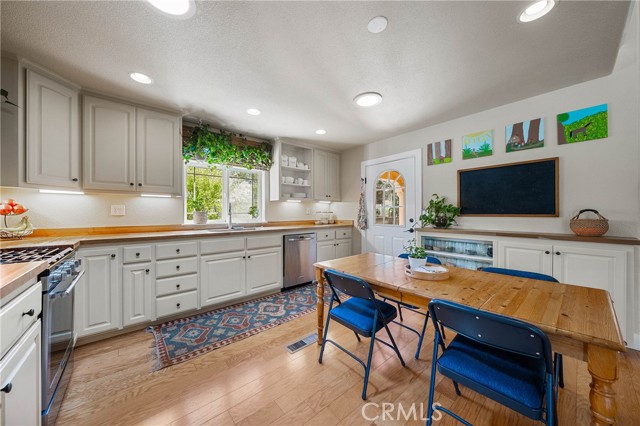 21425 Valley Oak Drive, Middletown