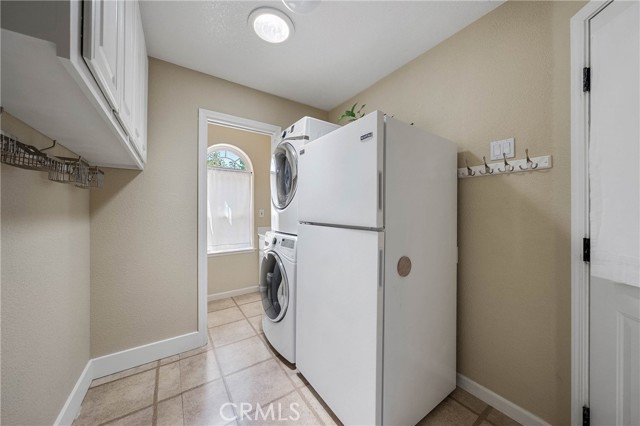 21425 Valley Oak Drive, Middletown