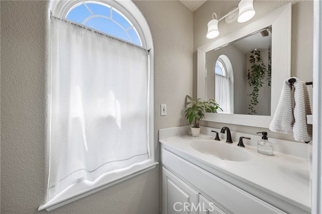 21425 Valley Oak Drive, Middletown