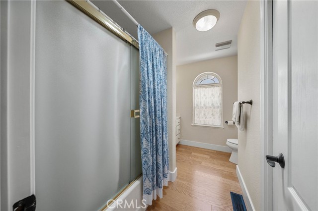 21425 Valley Oak Drive, Middletown