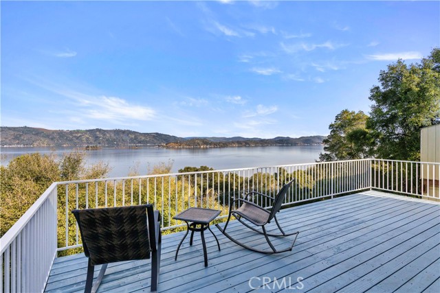 3113 S Lake Dr, Kelseyville