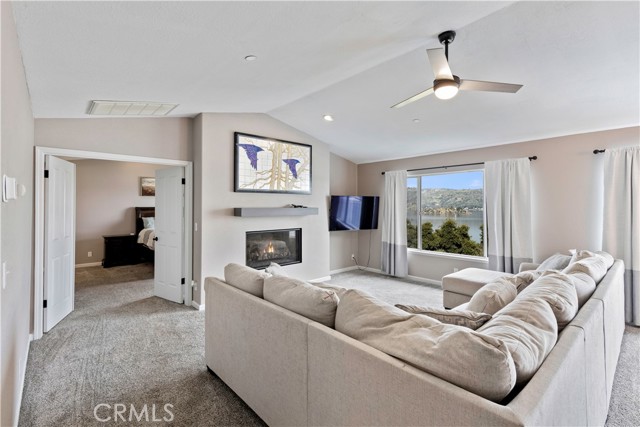 3113 S Lake Dr, Kelseyville