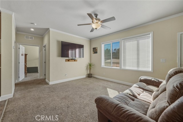 7195 Liberty, Nice