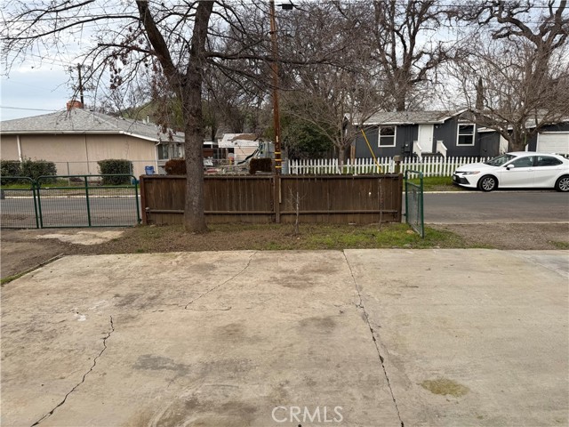 14707 Walnut Avenue, Clearlake
