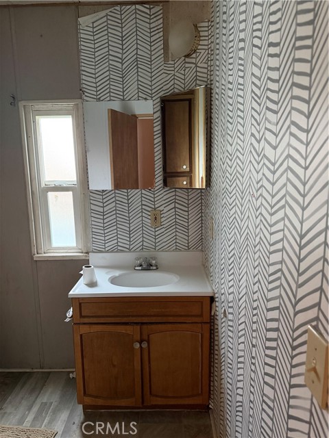 14707 Walnut Avenue, Clearlake