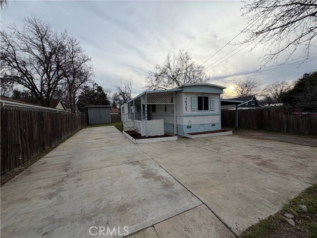 14707 Walnut Avenue, Clearlake
