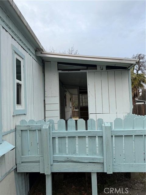 14707 Walnut Avenue, Clearlake