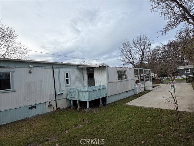 14707 Walnut Avenue, Clearlake