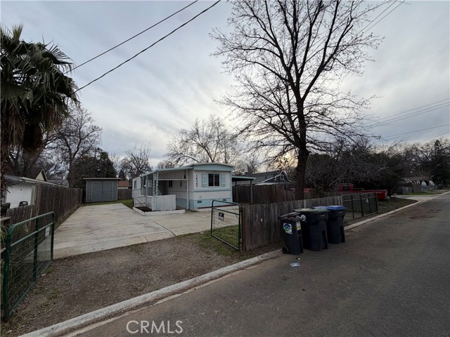 14707 Walnut Avenue, Clearlake
