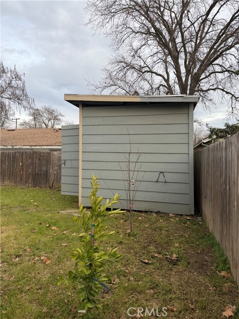 14707 Walnut Avenue, Clearlake