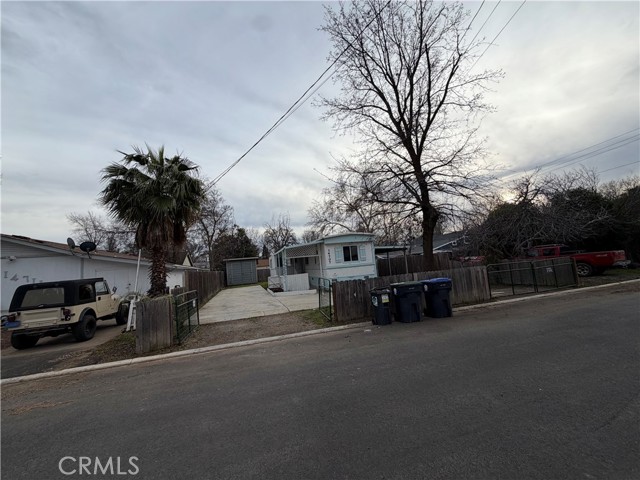 14707 Walnut Avenue, Clearlake