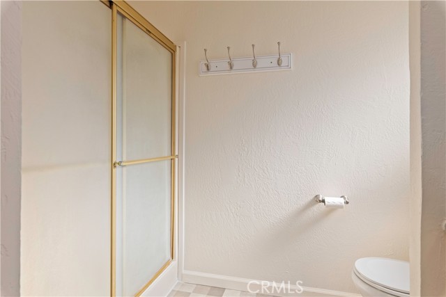 5675 Lakeshore Boulevard, Lakeport