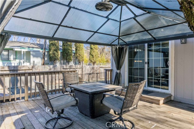 5675 Lakeshore Boulevard, Lakeport