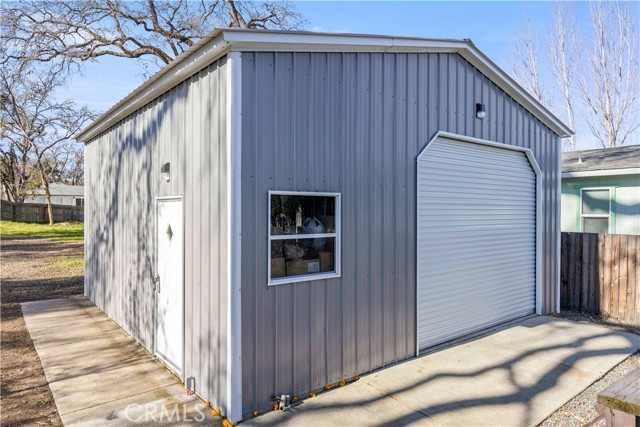 5675 Lakeshore Boulevard, Lakeport