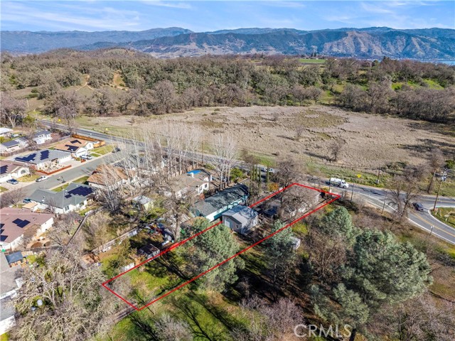 5675 Lakeshore Boulevard, Lakeport