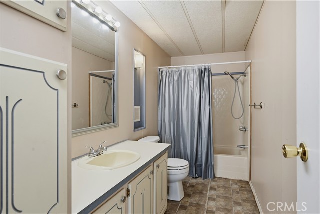 5139 Canterberry, Kelseyville