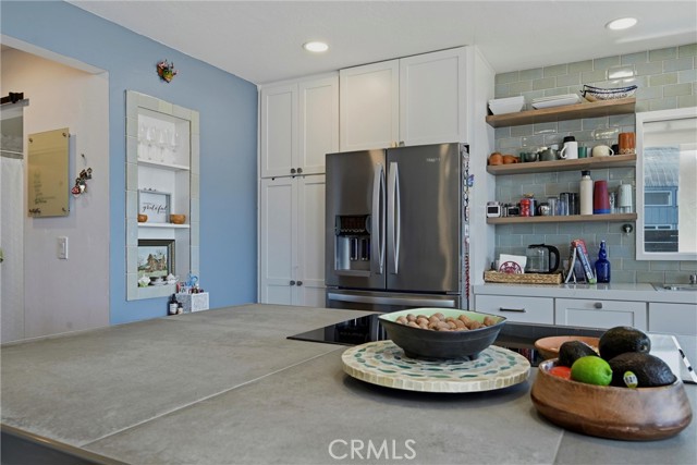 13319 Lakeshore Drive, Clearlake