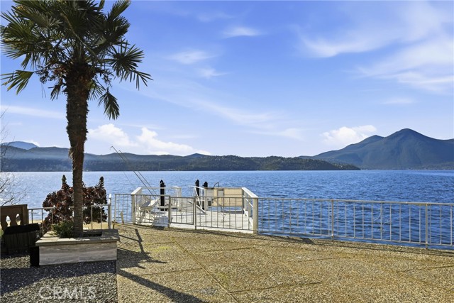 13319 Lakeshore Drive, Clearlake