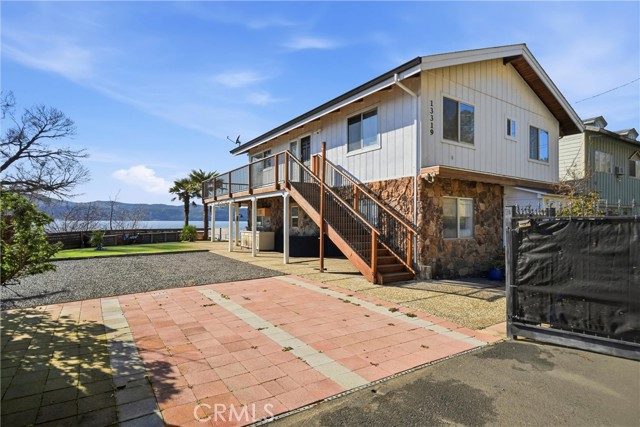 13319 Lakeshore Drive, Clearlake