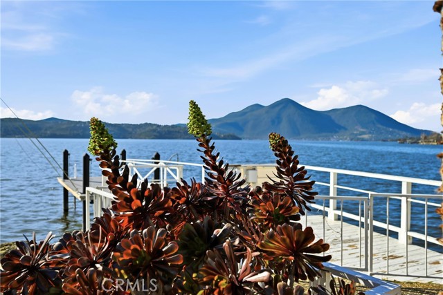 13319 Lakeshore Drive, Clearlake