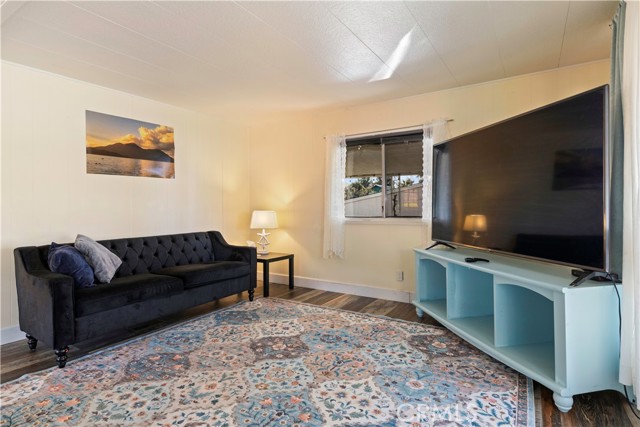 6984 Hammond, Upper Lake