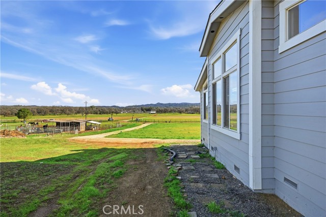 2805 Smith Lane, Clearlake