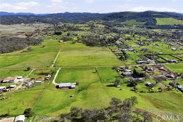 2805 Smith Lane, Clearlake