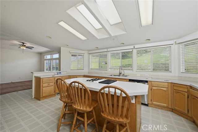 2805 Smith Lane, Clearlake