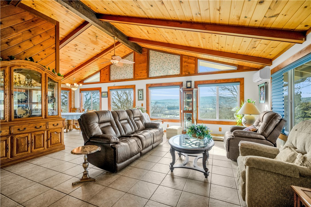 3774 Leal Drive, Lakeport