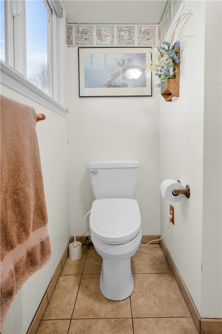 3774 Leal Drive, Lakeport