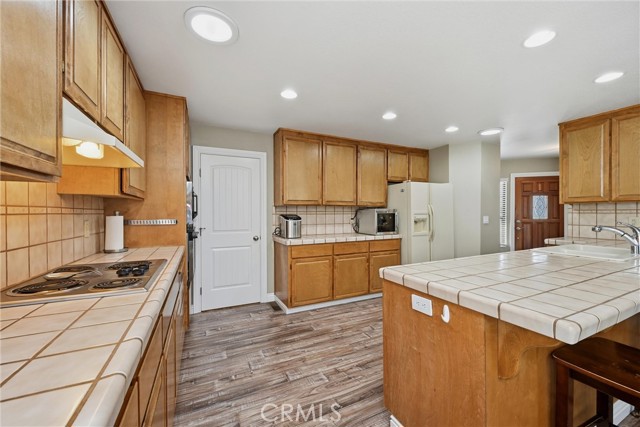 19246 N Shore Court, Hidden Valley Lake