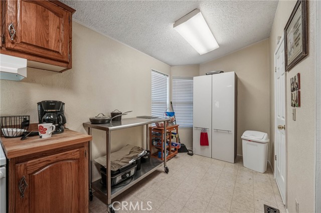 14032 Apple, Clearlake Oaks