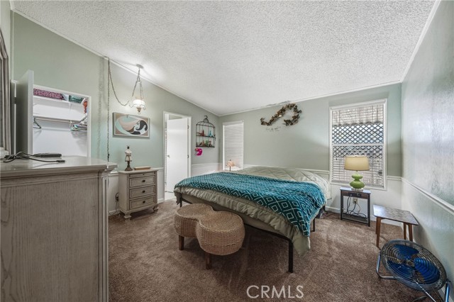 14032 Apple, Clearlake Oaks