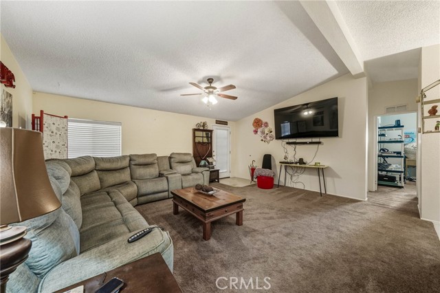 14032 Apple, Clearlake Oaks