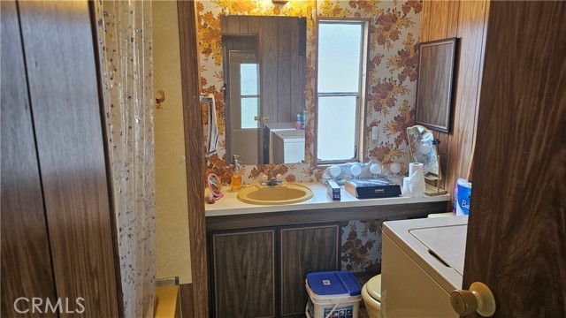 3258 4th Street, Clearlake