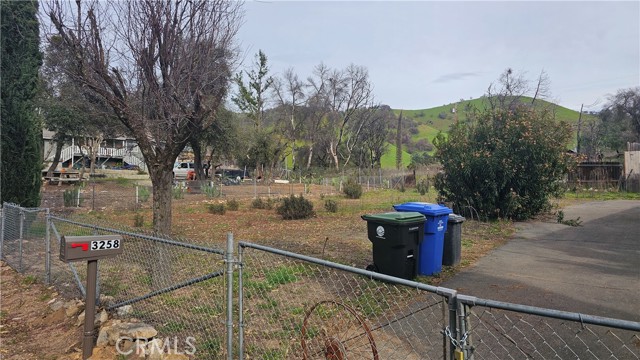 3258 4th Street, Clearlake