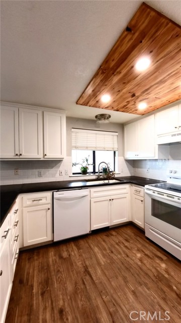 9995 Monte Cristo, Kelseyville