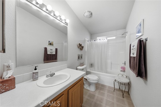 4237 5th Avenue, Lakeport