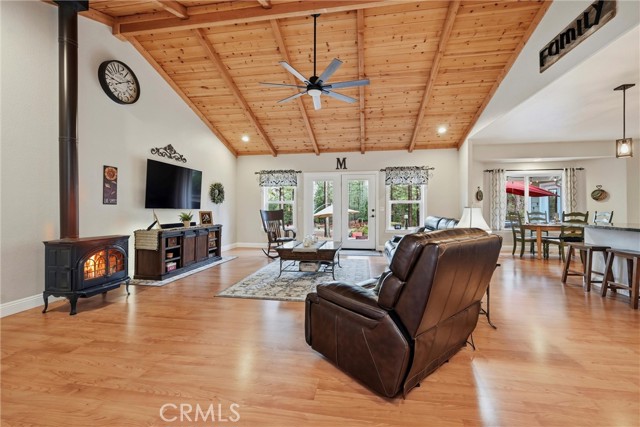 8863 Fox Drive, Cobb